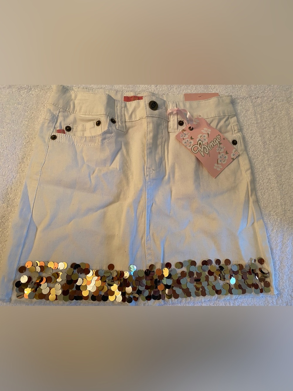 BONGO NWT White Denim Mini Skirt with Gold Sequin Trim along frayed hem. Size 10
